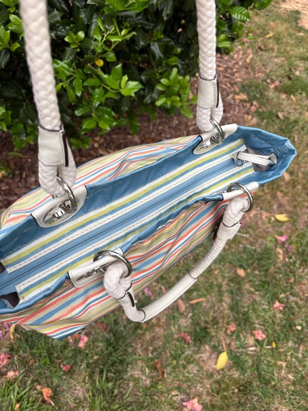 Coach Limited Edition Beach Bag EUC - Picture 12 of 16